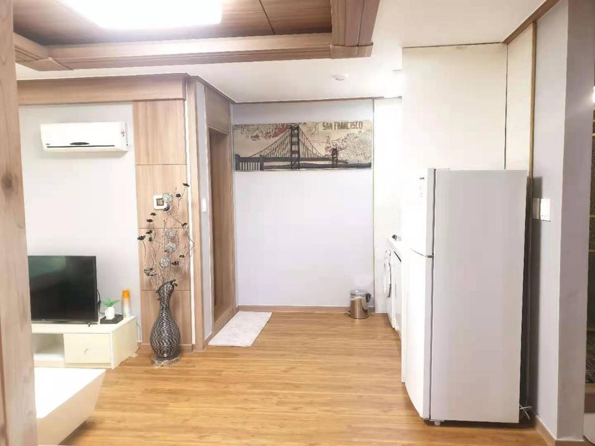 Hy Choi Hostel Seogwipo Esterno foto