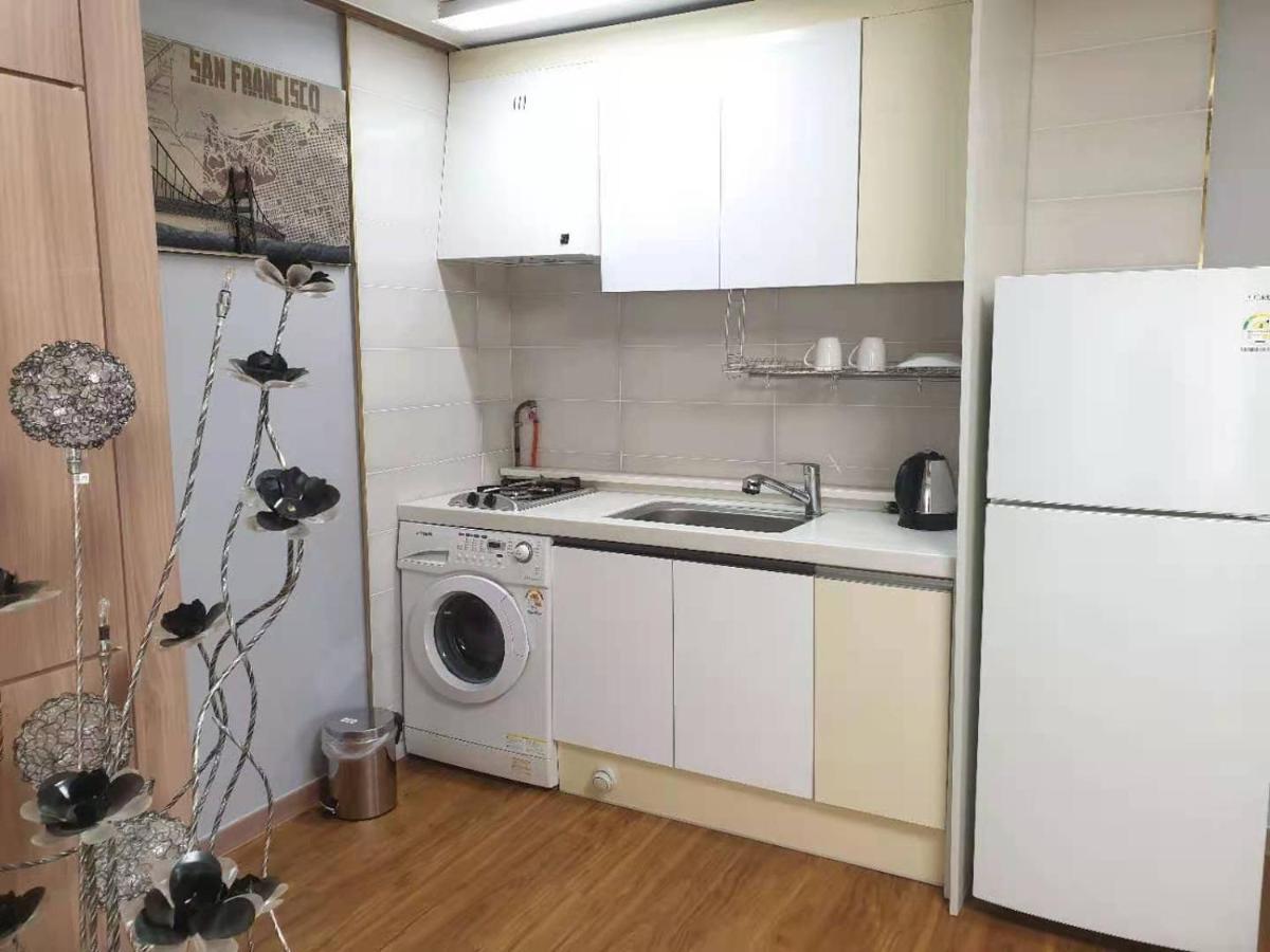 Hy Choi Hostel Seogwipo Esterno foto